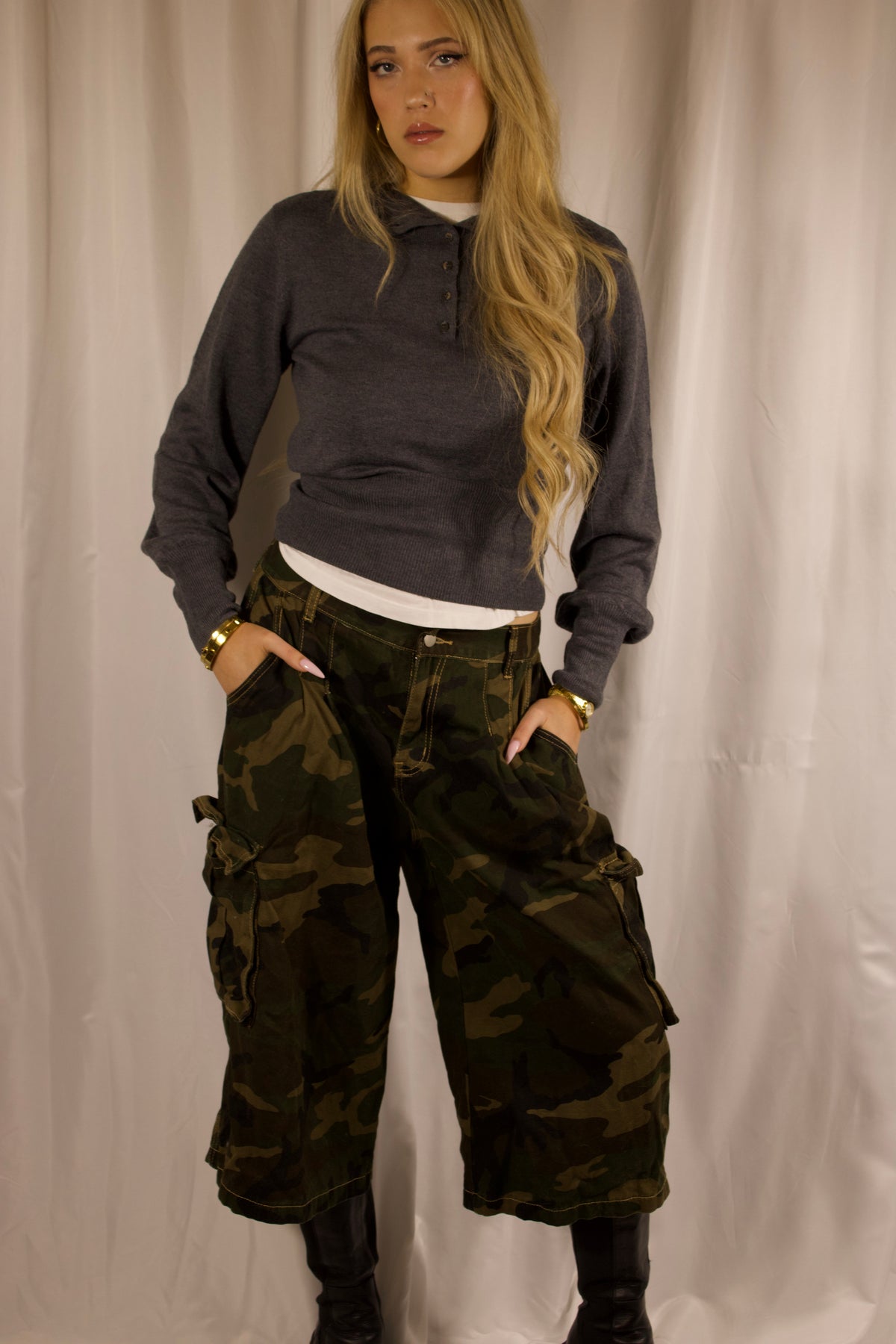 Camouflage Cargo Cropped Pants